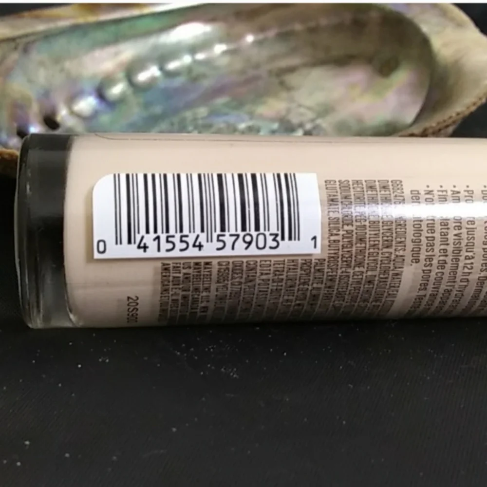 Maybelline Dream Radiant Liquid Foundation Shade 00 Color Alabaster